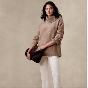Banana Republic Tan/Brown Sweater